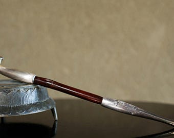 【 シルバー彫金パイプ 】　古美術・阿片煙管　タイ骨董 アンティーク スターリングシルバー キセル タバコパイプ：彫刻された
