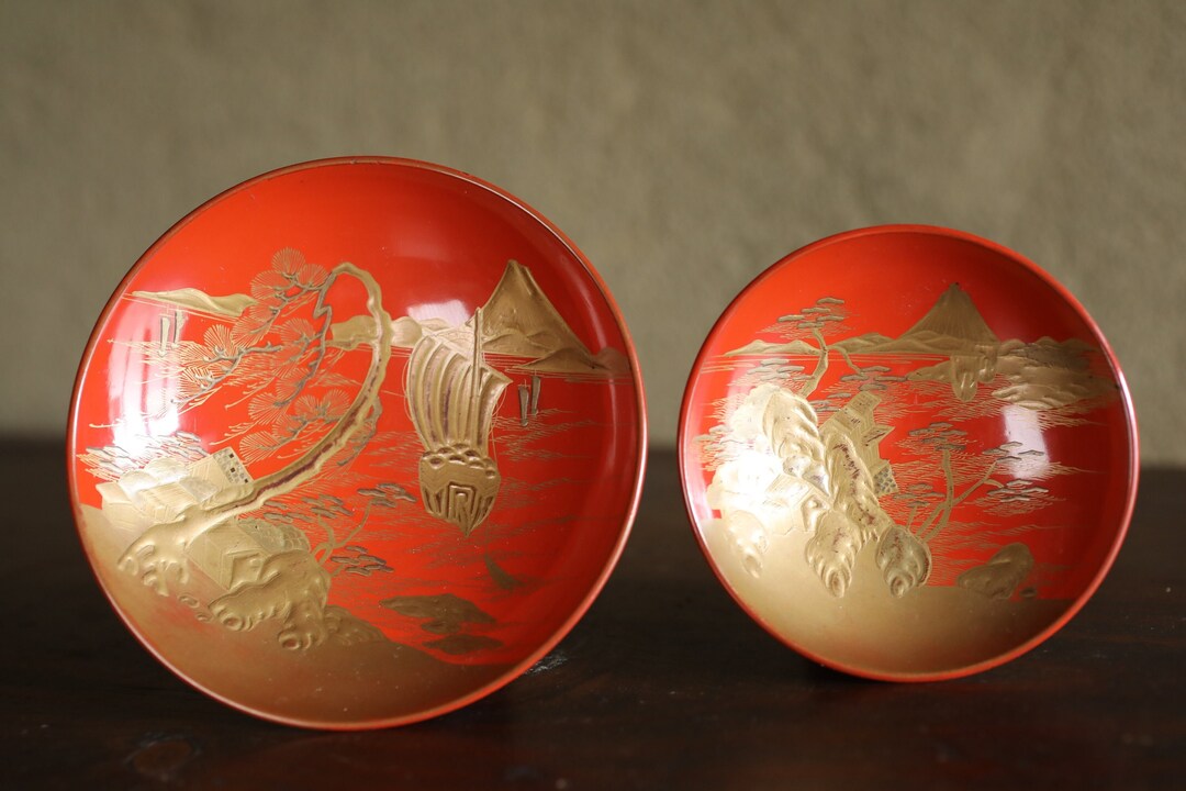 Lacquer Urushi- Antique Japanese Sake Cups, Mt. Fuji Gold Makie
