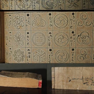 RARE! Japanese antique 1907s Art book traditional Kimono design More than hundreds of types of Family Crest Design wood block print