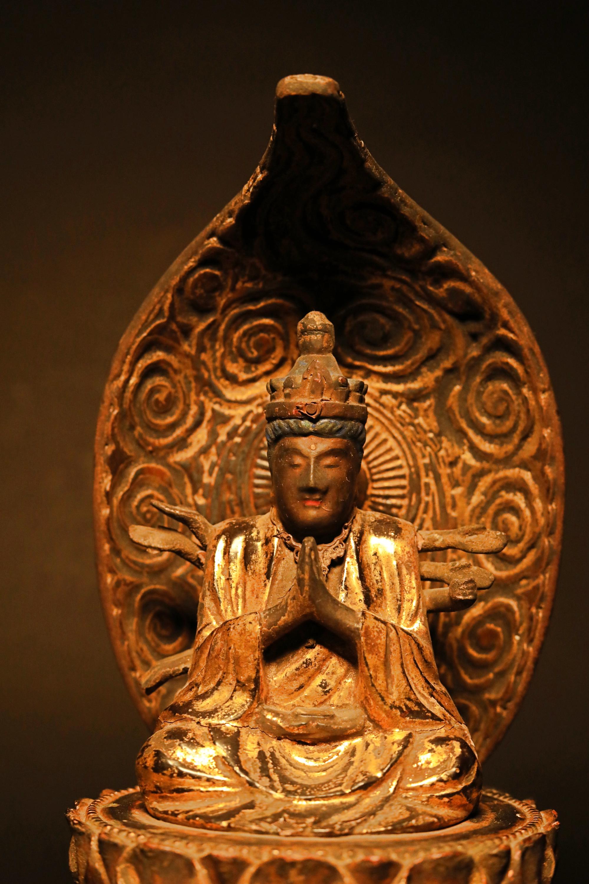 素晴らしい日本のアンティーク彫刻 観音観音神社の仏像 1800年 素晴らしい日本のアンティーク彫刻 観音観音神社の仏像 1800年