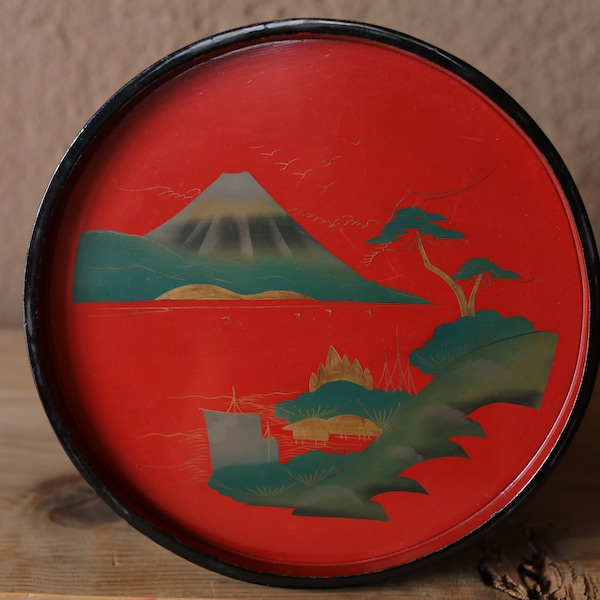 plateau circulaire antique japonais MAKIE en bois laqué noir et or rouge avec paysage Fujisan urushi OBON H0,7 × 9,8 pouces / H 1,8x25 cm