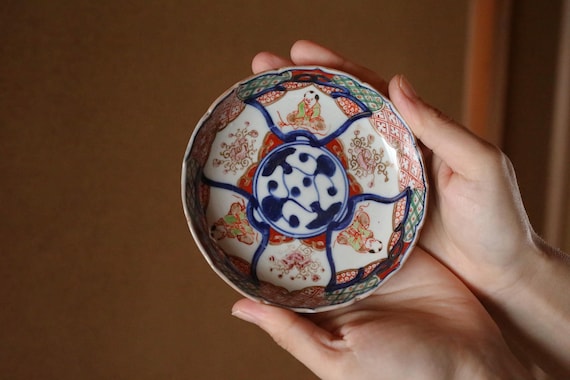 九谷焼 アンティーク古伊万里磁器皿4点セット 明治時代の花 (4.5インチ