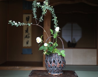 竹かご - ヴィンテージの日本製編み花瓶、手作りの生け花/茶室装飾