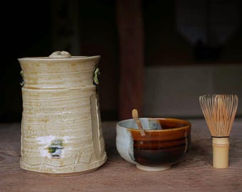 水指 - 銘入り蓋付き黄瀬戸壺（ヴィンテージ） - Etsy 日本