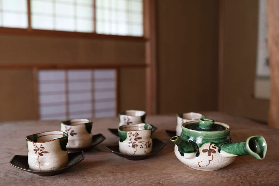 煎茶道具揃　織部 sencha tea set Oribe-yaki Japanese Set of Antique Oribe yaki Pottery Senchawan or Tea