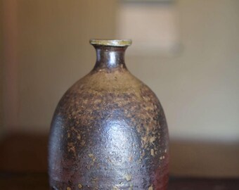 備前焼 アンティーク花瓶：飛襷釉陶器、1970年代 サイン入り、ギフト