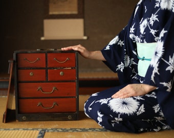 Japanese furniture Antique hanging Box Chest of 6 Drawers Tansu metal clasp cedar Handmade Storage H14.4×W12.8×D9.1in/H36.5×32.5×23cm