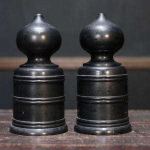 Pair of Japanese buddhist temple Bronze architectural decoration ornament for capital of column GIBOSHI furniture H8.7in/ 22cm