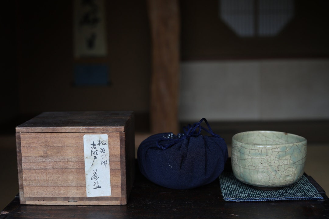 FINE 1700s Green Tea Bowl Japanese Antique CHAWAN shinoware Kintsugi