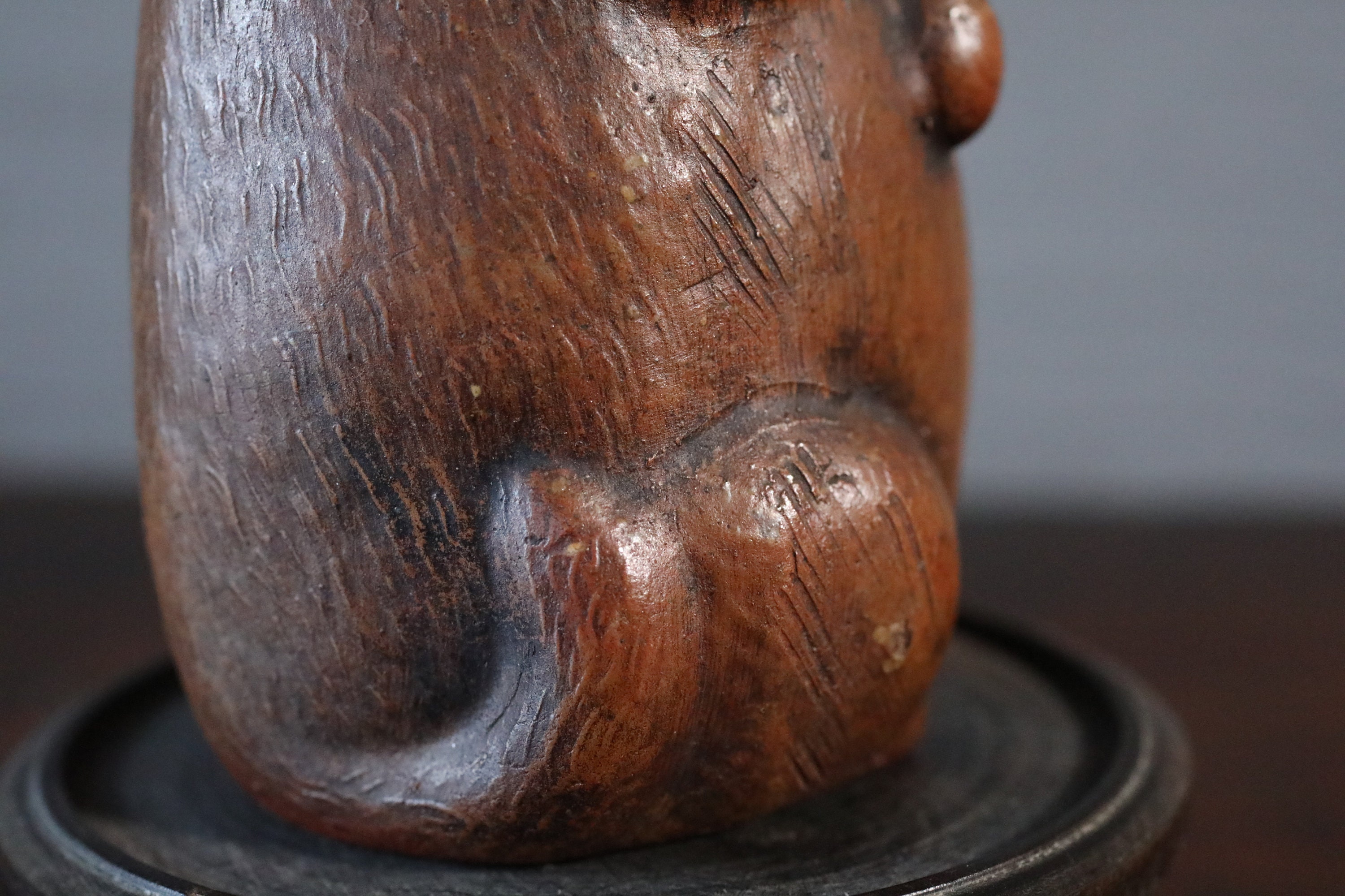 備前焼 - 江戸時代の狸模様の徳利（骨董品） - Etsy 日本
