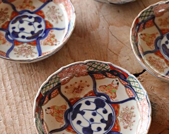 九谷焼 アンティーク古伊万里磁器皿4点セット 明治時代の花 (4.5インチ