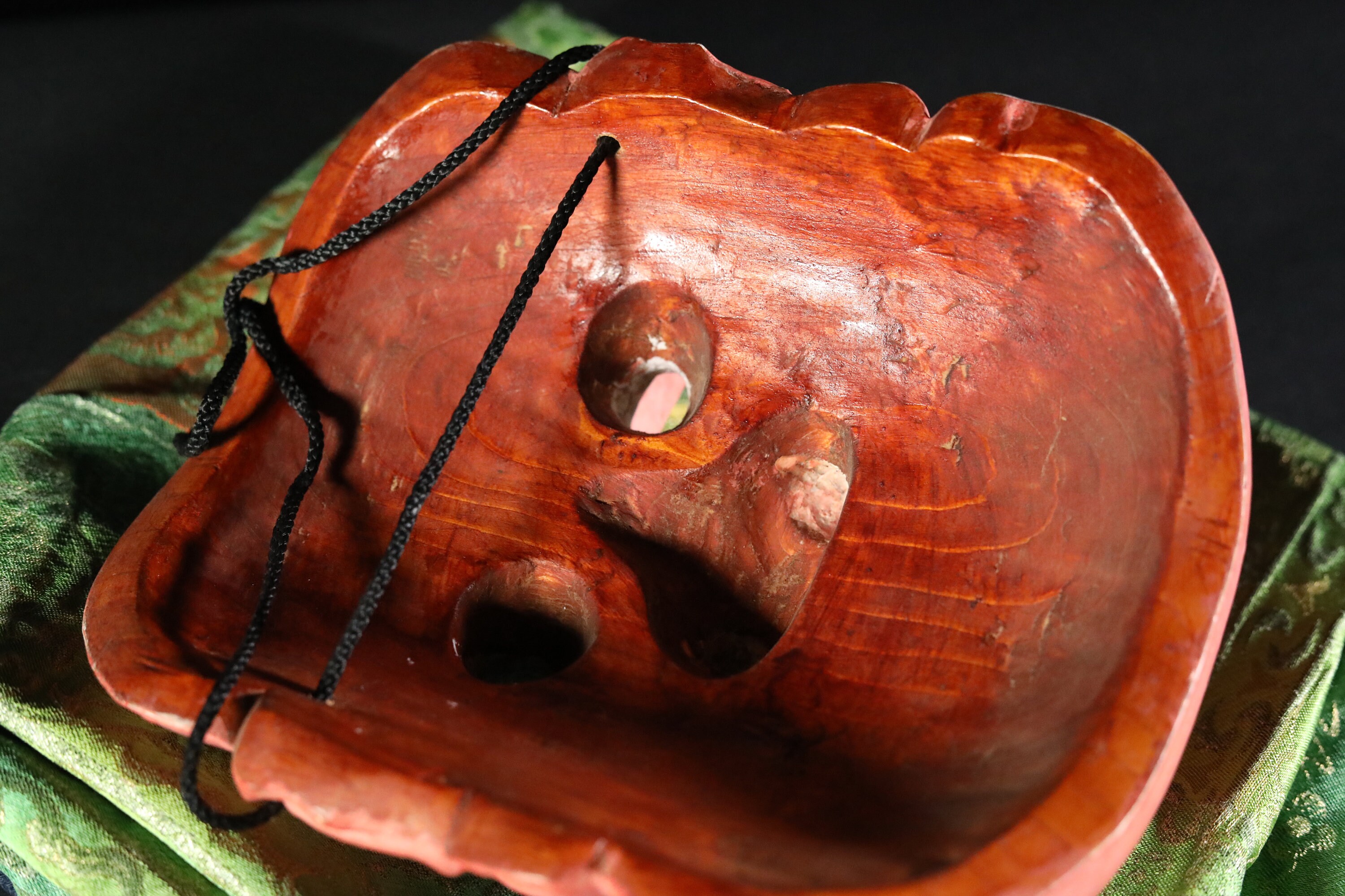 Japanese Antique Noh Mask Red Demon 武悪BUAKU Wood Carving Japanese Antique Noh Mask Red Demon 武悪BUAKU Wood Carving