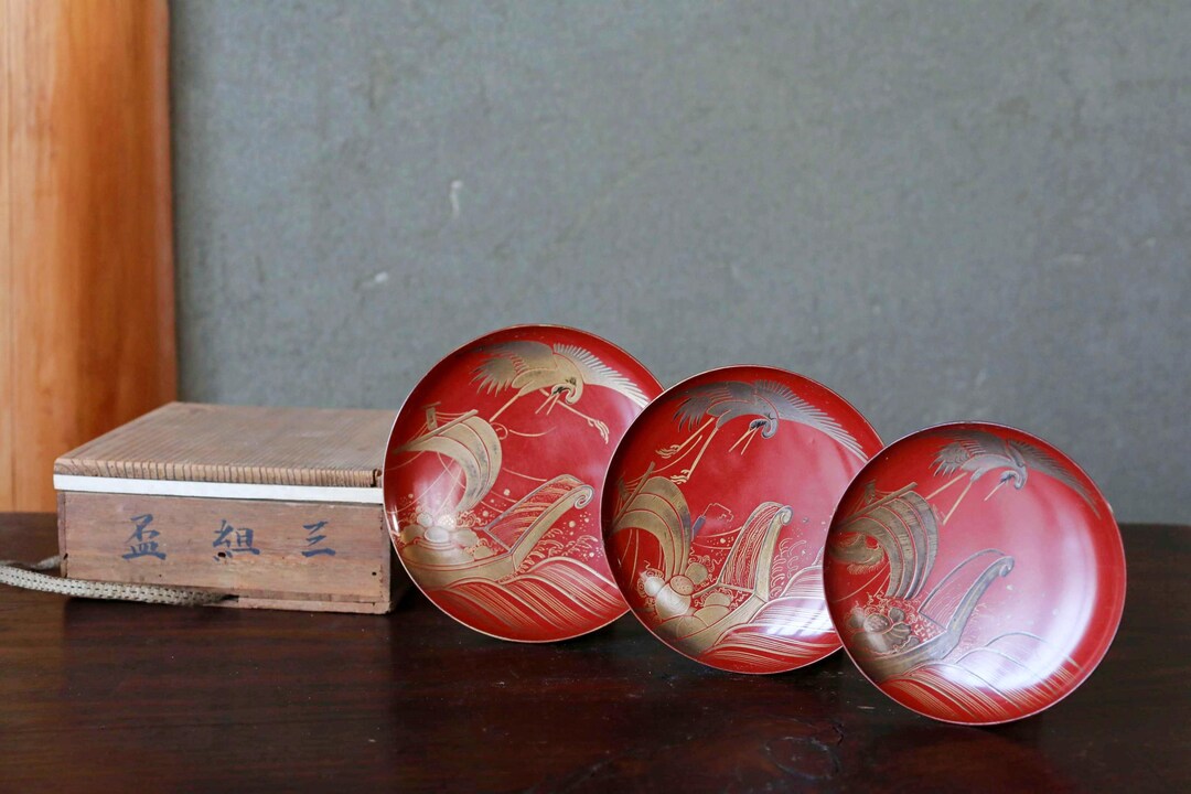 漆器　菓子器　蒔絵　鶴　古道具 il_1080xN.6858112486_gfnf.jpg