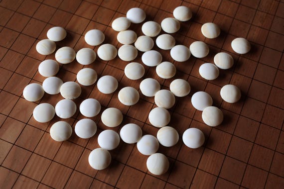 Japanese IGO Go Game Table Set, Stone HAMAGURI Shell Pieces, Wood
