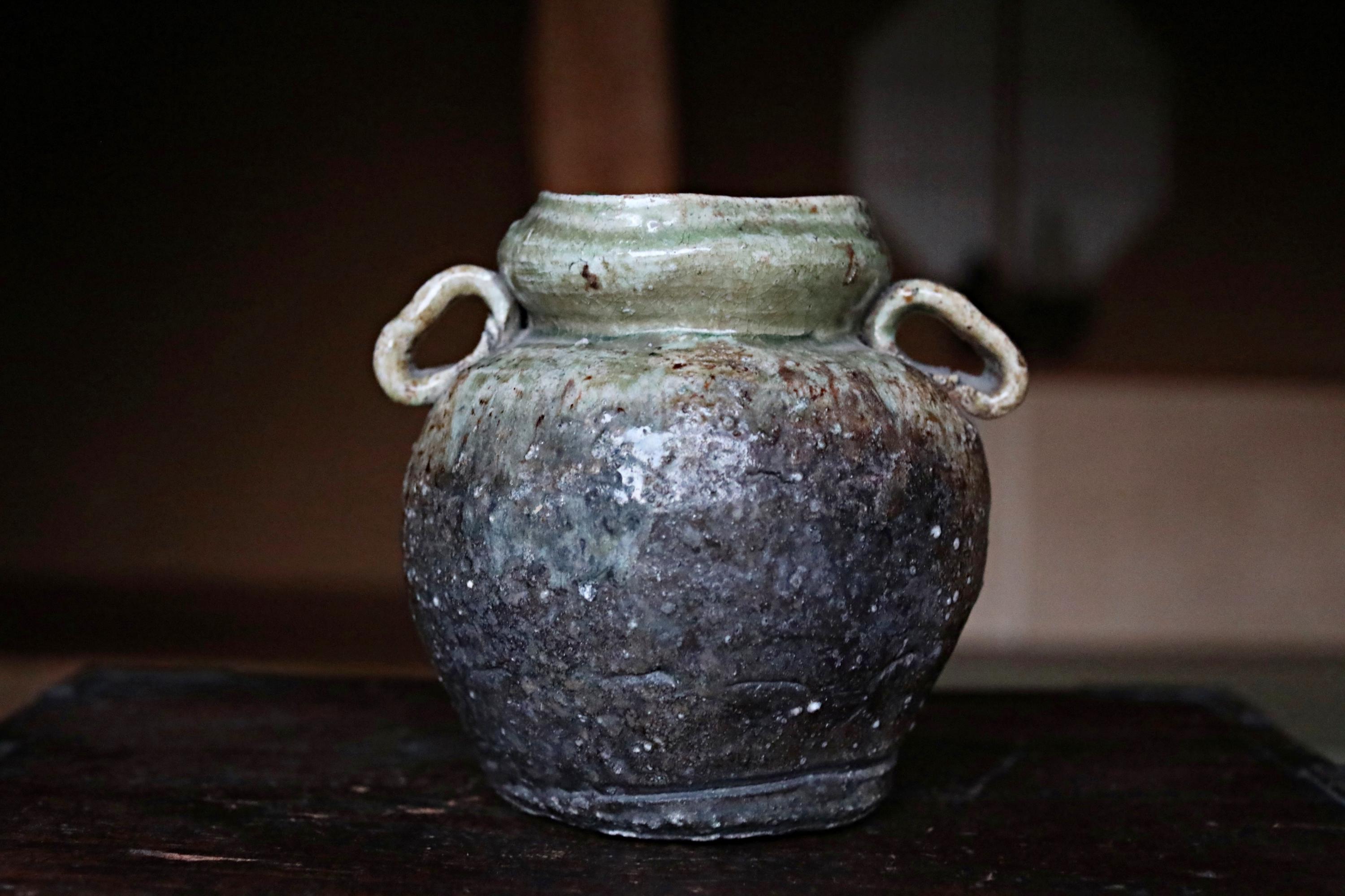 バイヤー厳選用品 鋳鉄 浮彫り模様 茶道用釜 工芸品