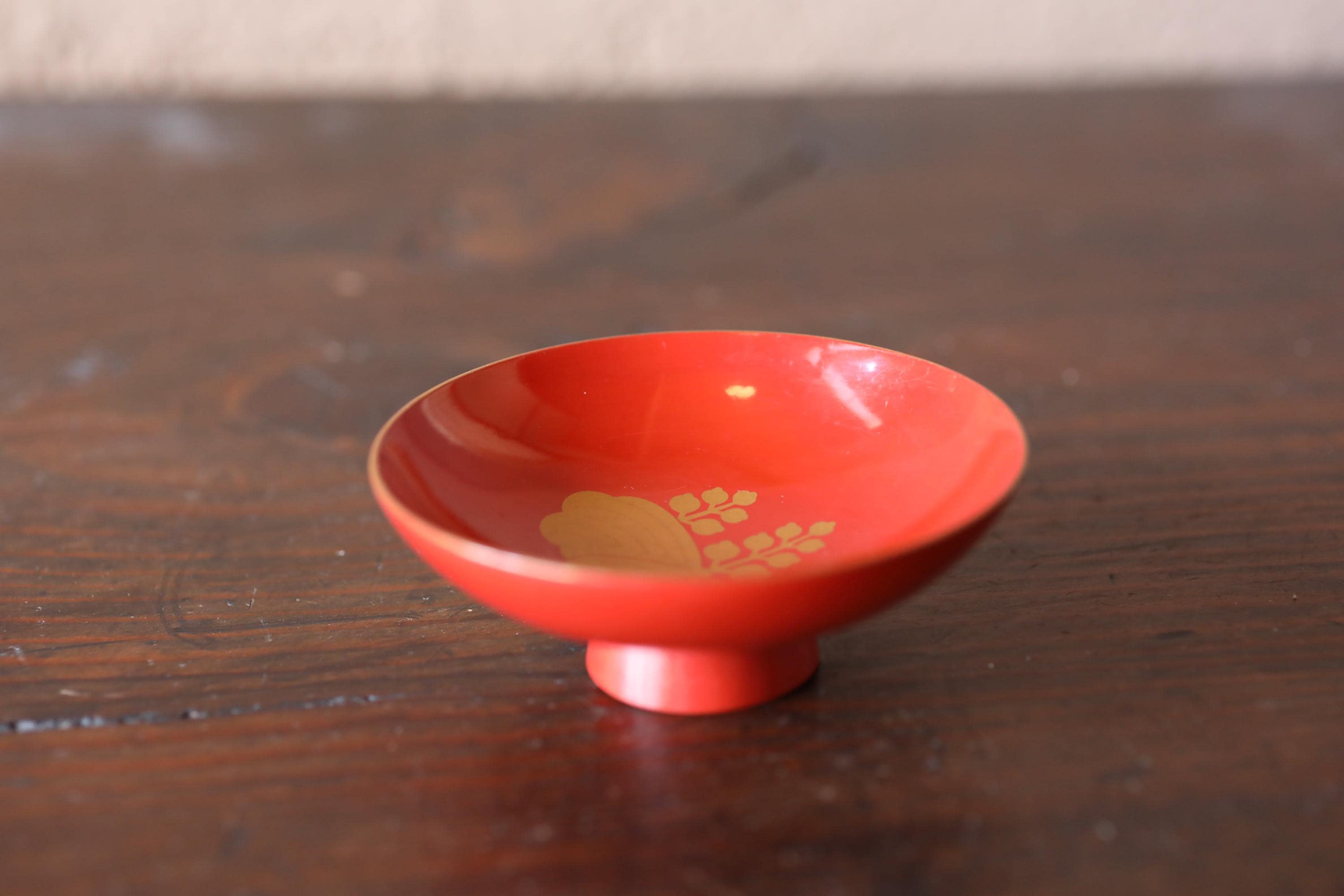 Lacquer Urushi- Vintage Japanese Red Sake Cup, Samurai Crest, Wood