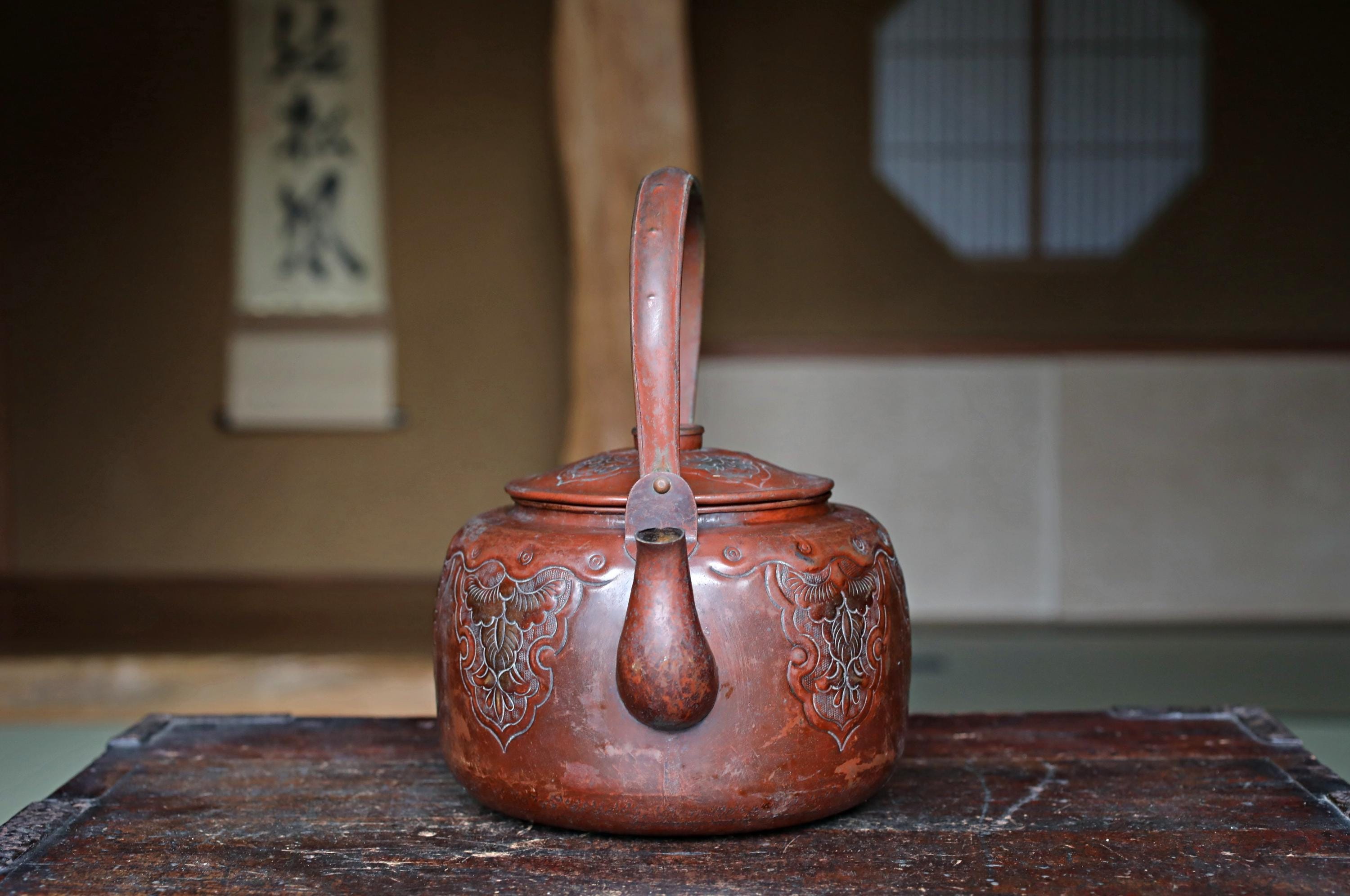 アンティークの日本製銅製やかん、手作りの茶道用ポット、1930年代（高