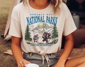 Maglietta unisex Protect National Parks, maglietta per la conservazione della fauna selvatica, maglietta per gli amanti della natura, maglietta per l'escursionismo e l'avventura, maglietta con simpatici animali della foresta