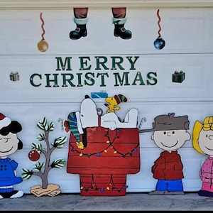 Local Pick-up Only/*Please read item details/Charlie Brown Christmas Yard Art/ Charlie Brown Christmas/ Snoopy/ Christmas Yard Decorations/