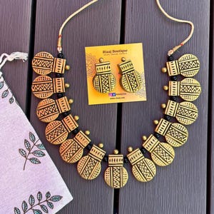 Gold Tone Terra-cotta Necklace: Indian Clay Jewelry Set afbeelding 1