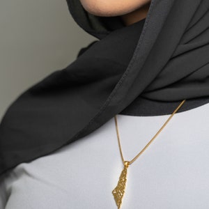 Palestine Map Necklace with Arabic Calligraphy 18K GOLD / SILVER image 4