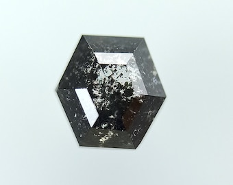 0.68 CT、5.50×5.00 mm、ソルトアンドペッパーダイヤモンドヘキサゴン、ソルトアンドペッパーダイヤモンドヴィンテージ、エンゲージリング、ヴィンテージリング、ローダイヤモンドリング、