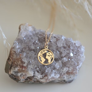Collier carte du monde, joli, voyageurs, voyage, errance, cadeau