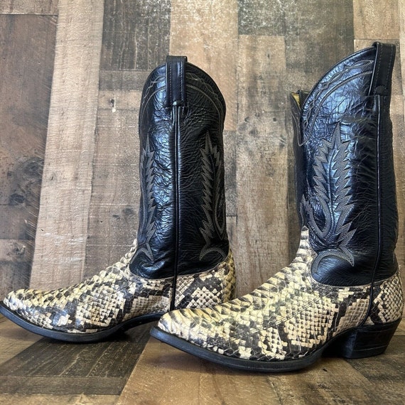Tony Lama Vintage Snakeskin Cowboy Boots Mens 12 D - image 1