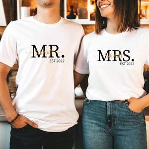 T-Shirt personalisiert T-Shirt mit MRS. oder MR. T-Shirt mit Namen T-Shirt mit Spruch T-Shirt Unisex PAAR Bild 1