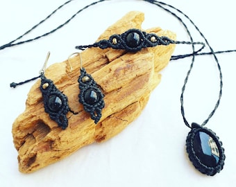 Werten Sie Ihren Stil mit der Schönheit der Natur auf: Makramee-Schmuck mit Natursteinen