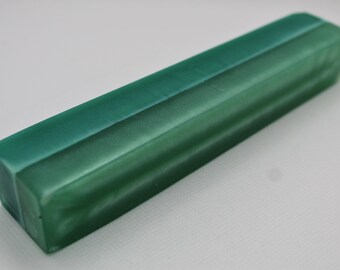 Penna in resina verde bicolore vuota 6 "x1" x1"