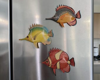 Vtg Tropical Fish Magnets Set of 3 Large 3D Resin Colorful Nautical Tiki Decor