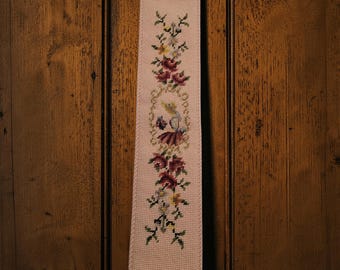 Vtg Needlepoint Bell Pull Sunbonnet Girl in Garden 20" Brass Hanger Cottagecore