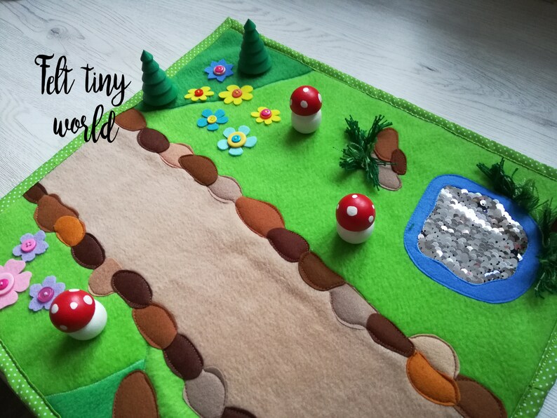 Felt woodland play mat Travel forest play set with wooden Etsy
