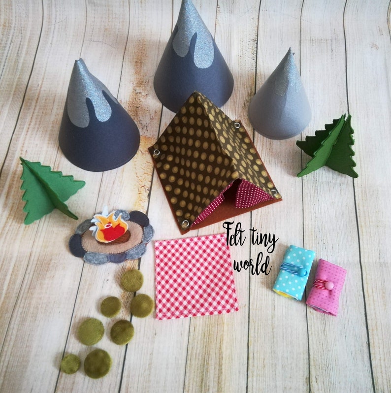 Woodland Camping Set for peg dolls - Forest camping play set 