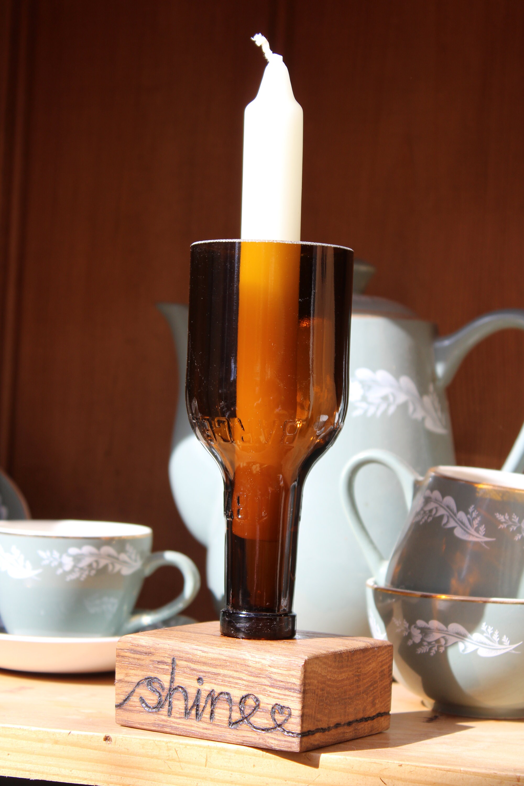 Recycled Beer Bottle Candle Holder & Reclaimed Oak Fence post Etsy.de