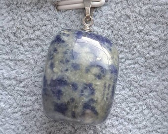 Collier Sodalite avec chaine acier