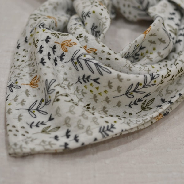 Petit foulard feuilles