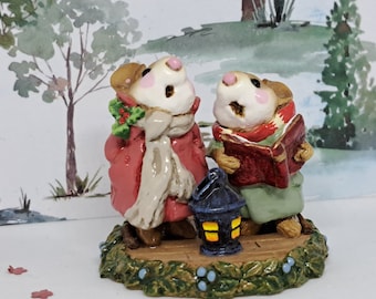 Wee Forest Folk「Lamplight Carolers」﻿ Wee Forest Folk LAMPLIGHT CAROLERS M-86, 1982 Christmas Caroling