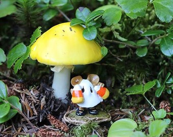 Wee Forest Folk M-300 The Candy Corn Kid, Miniature Halloween Mouse Figurine