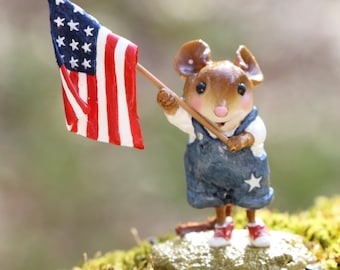 Micro Christmas Mouse Angel Figurine, Wee Forest Folk MINI
