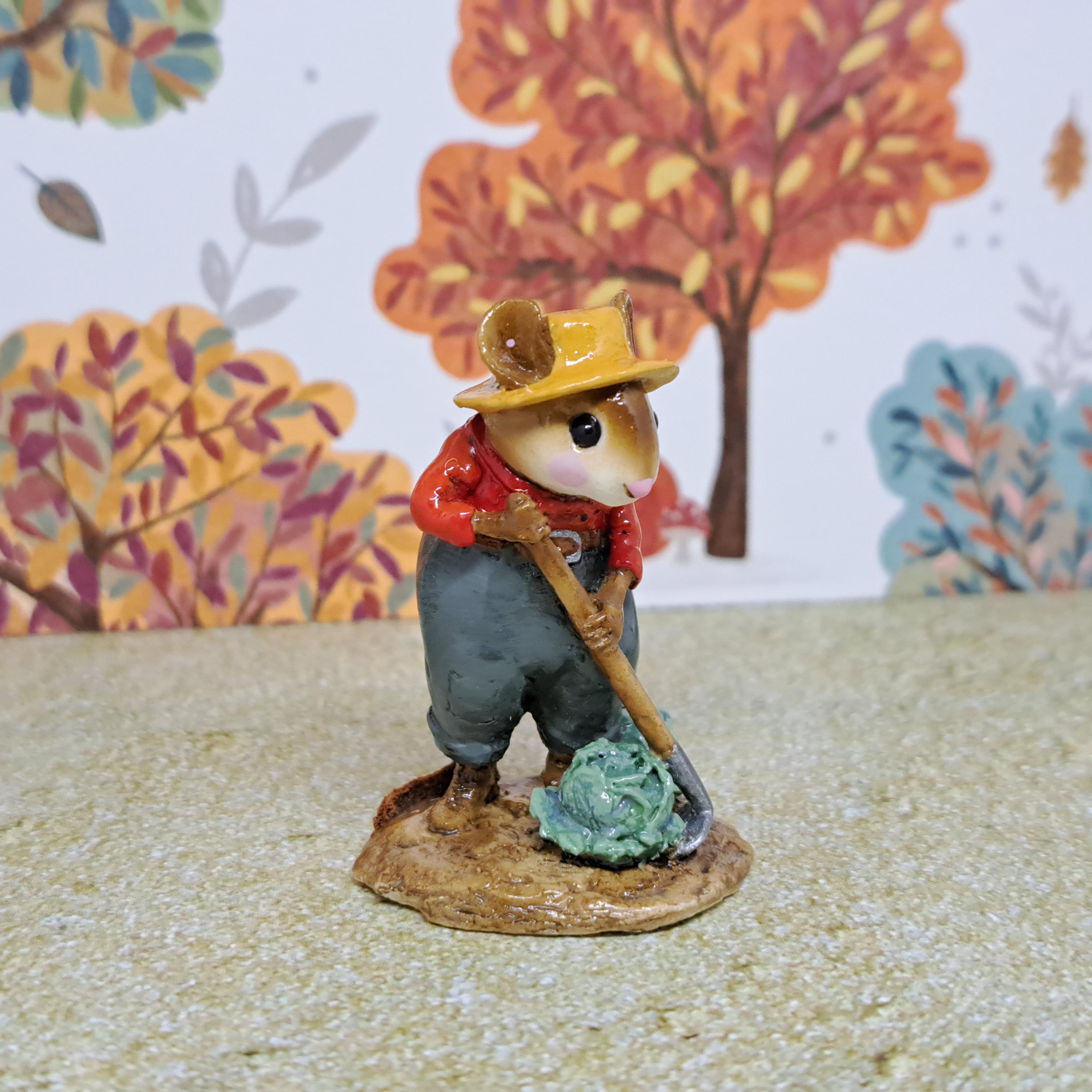 Wee Forest Folk M-238 Hoe Joe (red), Retired Miniature Farmer Mouse  Figurine - Etsy