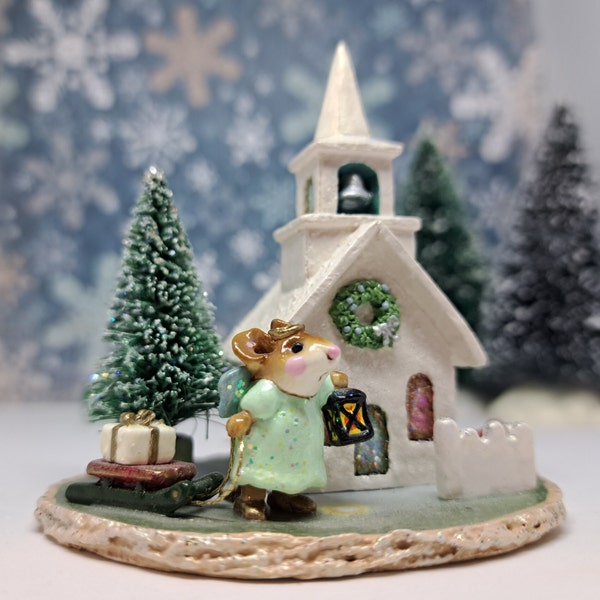 Wee Forest Folk M-263 A Midnight Clear, Vintage Miniature Christmas Figurine