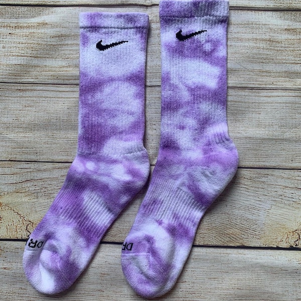 Nike Tie Dye Cushioned Dri-Fit Crew Socks Unisex Adult - Lavender Purple Pastel