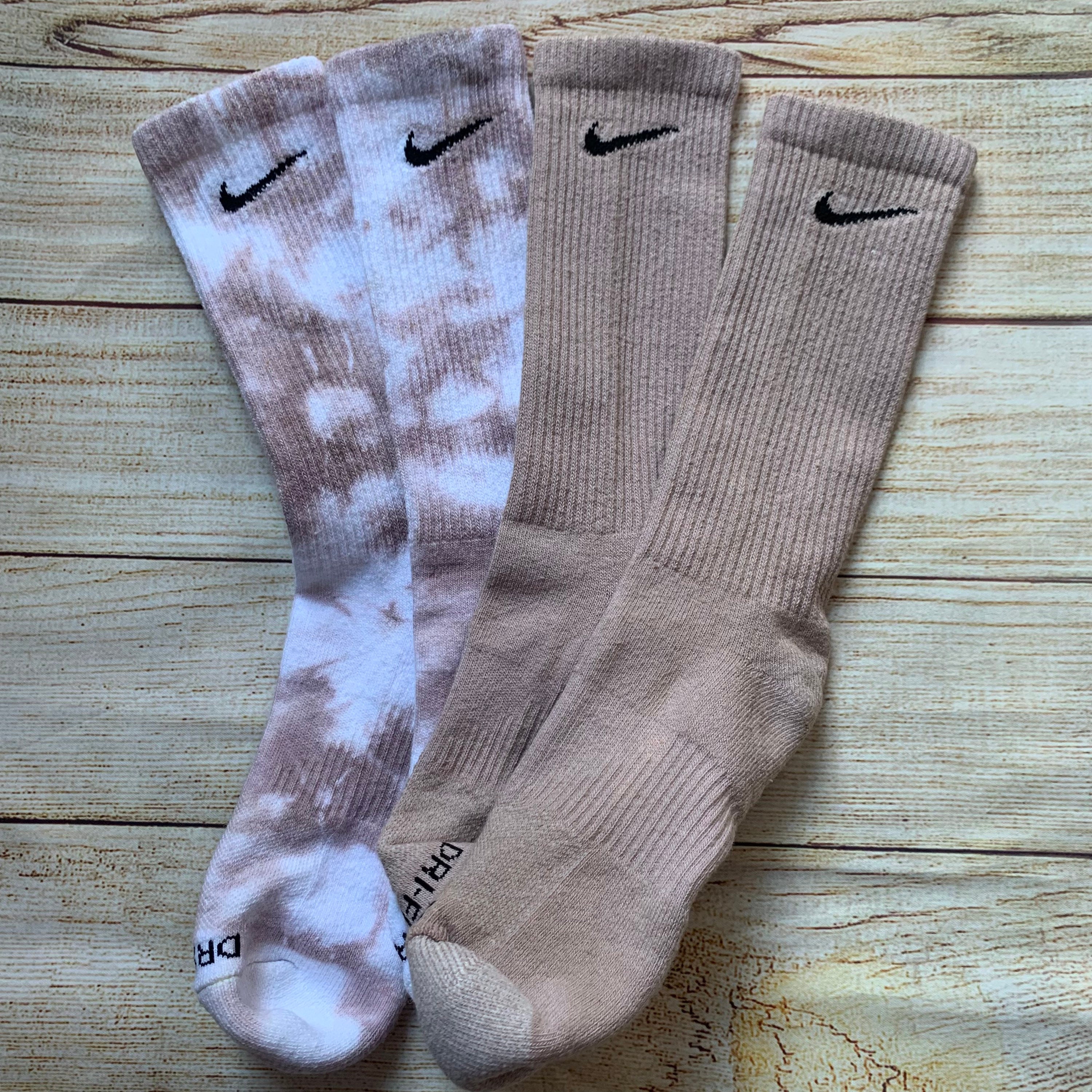 Nike Tan tie dye Socks Neutral Nude Tie Dye Crew Socks Adult Unisex Nike Tan tie dye socks
