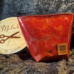 Kleines Täschchen Glitzer Vinyl rot Kosmetiktasche OB Tasche Maske Portemonnaie Geschenk Kulturtasche Schminke Make Up Tabletten