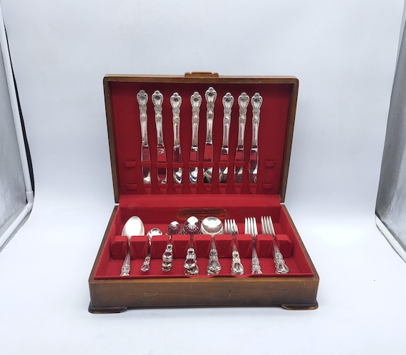 Silverplate Flatware Set for 8 in Box by 1847 Rogers Bros