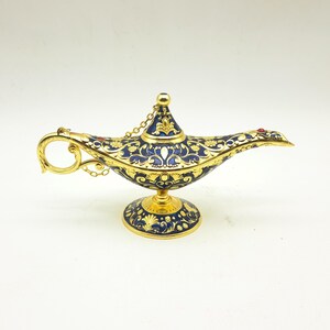 Vintage Decorative Aladdin Style Lamp