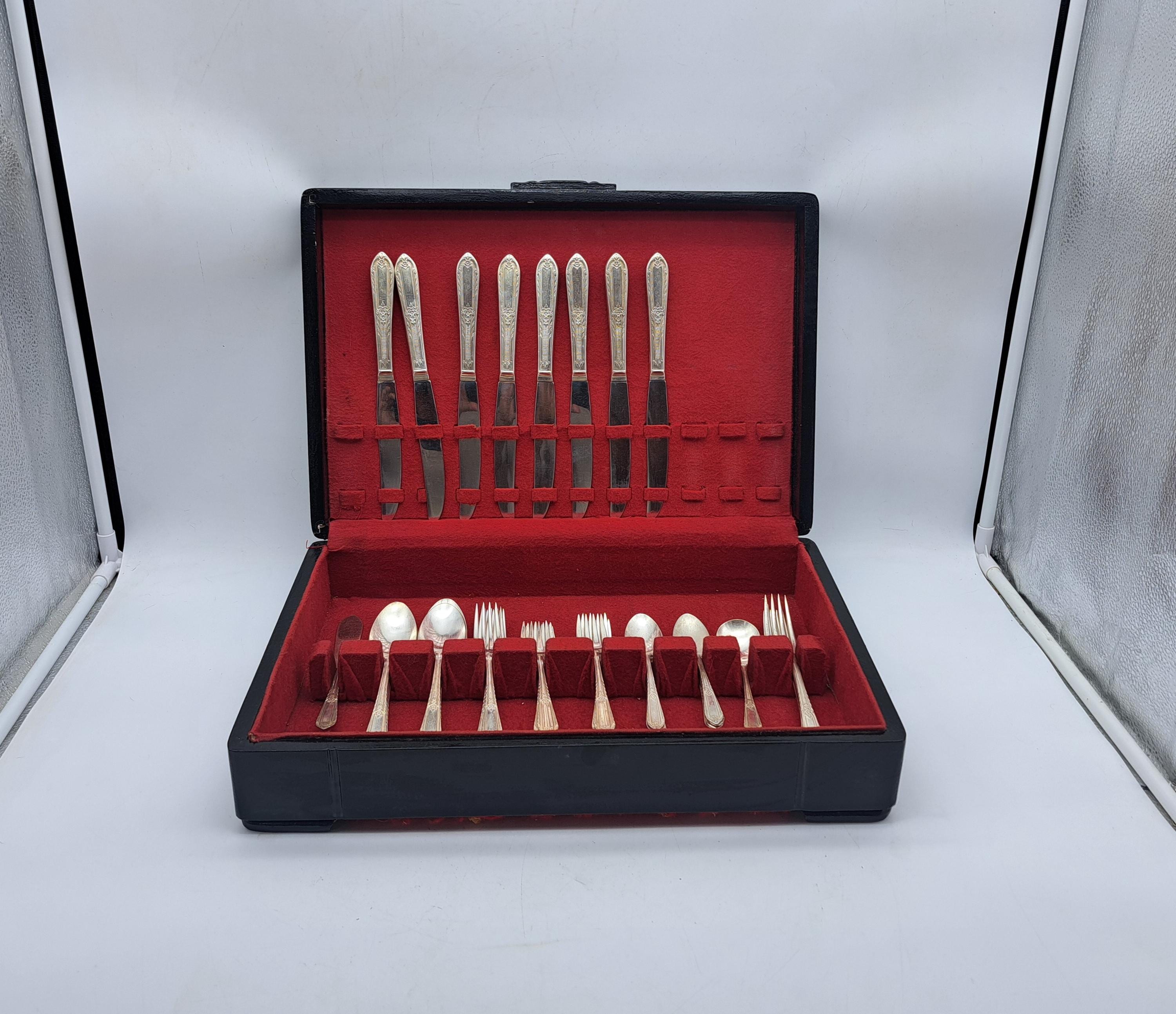 Silverplate Flatware Set for 8 in Box by WM Rogers -cotillion