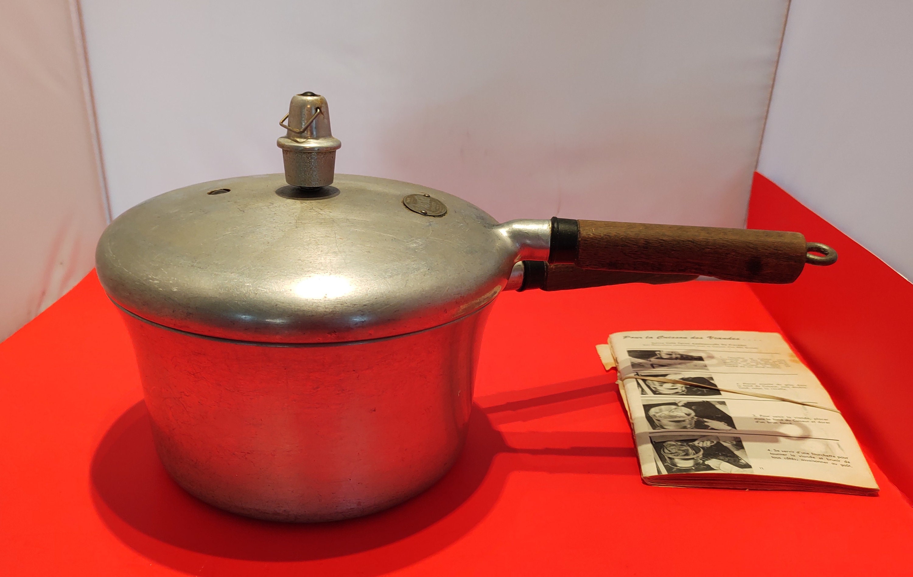 Vintage Presto Cooker Model 40 Etsy